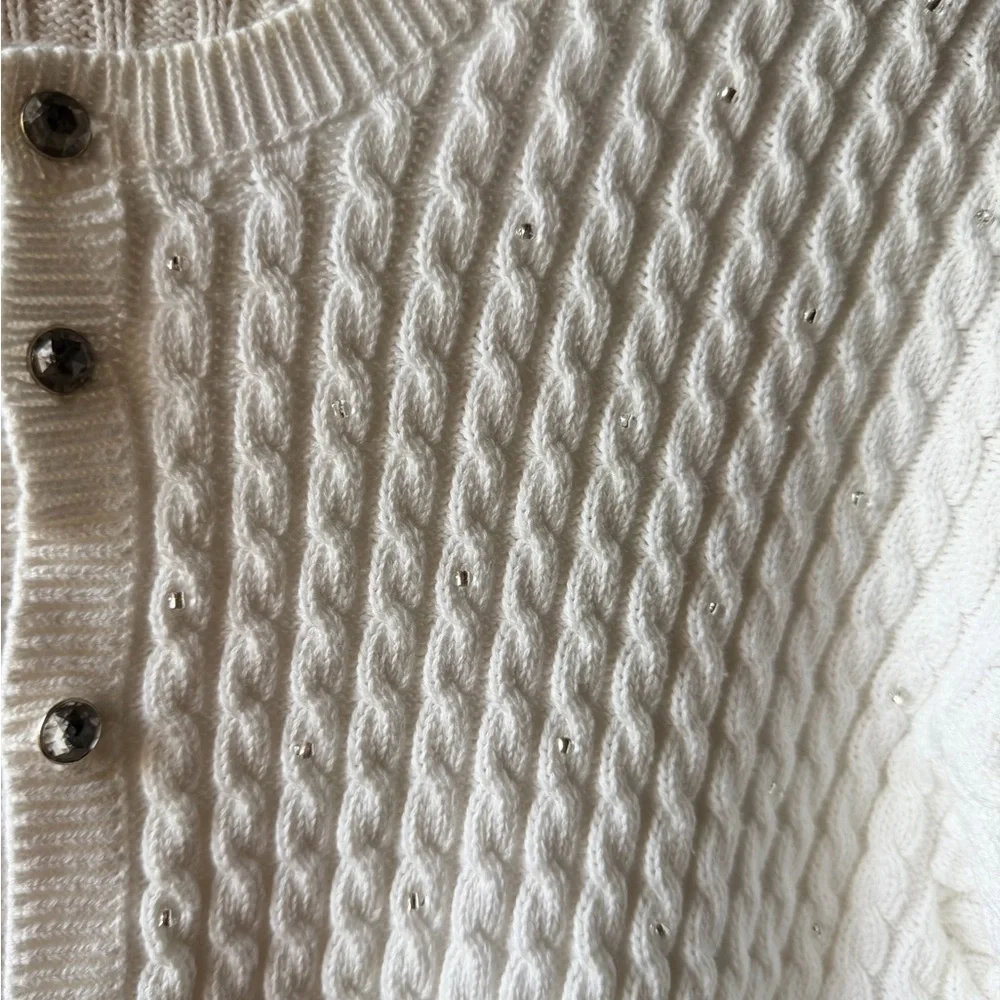 Elegant White Button-Up Cardigan Sweater - Picture 5 of 13